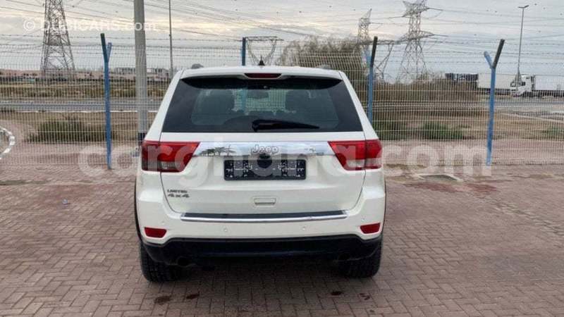 Big with watermark jeep grand cherokee ashanti import dubai 53287