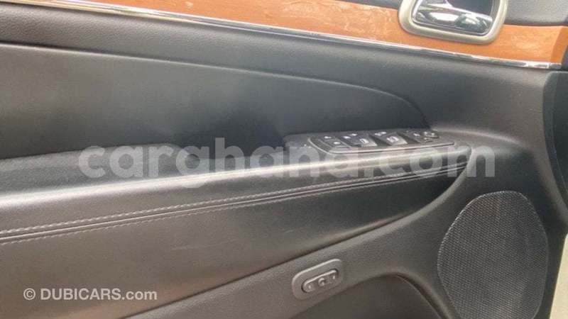 Big with watermark jeep grand cherokee ashanti import dubai 53287