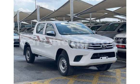Buy Import Toyota Hilux White Car in Import - Dubai in Ashanti Buy Import Toyota Hilux White Car in Import - Dubai in Ashanti