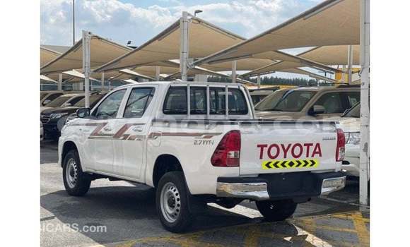 Buy Import Toyota Hilux White Car in Import - Dubai in Ashanti Buy Import Toyota Hilux White Car in Import - Dubai in Ashanti