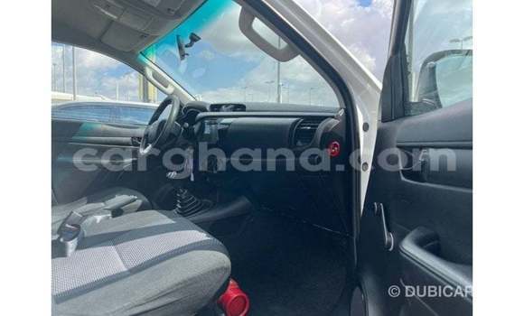 Buy Import Toyota Hilux White Car in Import - Dubai in Ashanti Buy Import Toyota Hilux White Car in Import - Dubai in Ashanti