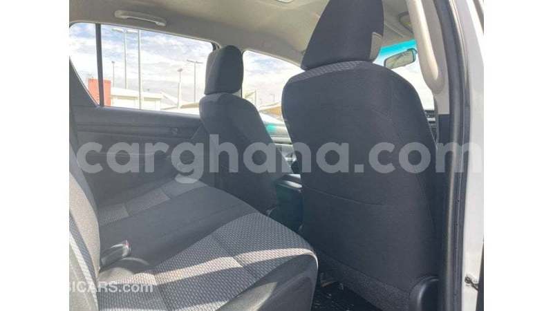 Big with watermark toyota hilux ashanti import dubai 53305