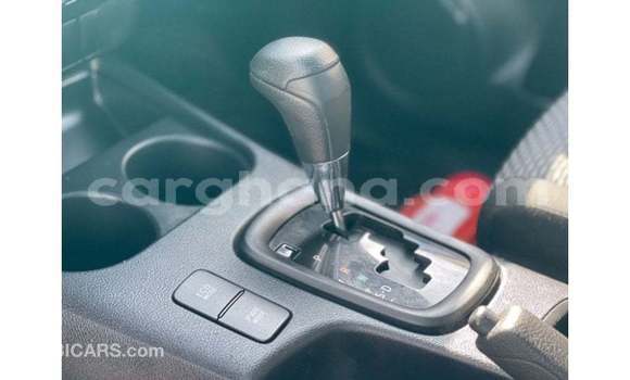 Ra Imported Toyota Hilux funfun Ọkọ̀ in Import - Dubai ni Ashanti Ra Imported Toyota Hilux funfun Ọkọ̀ in Import - Dubai ni Ashanti
