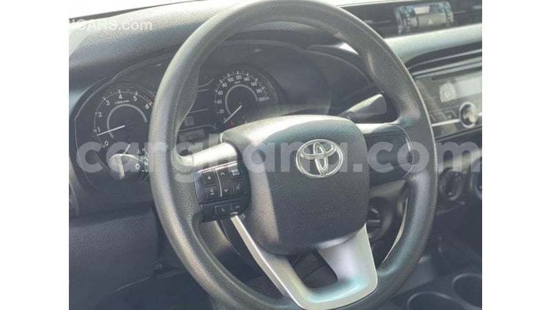 Big with watermark toyota hilux ashanti import dubai 53305