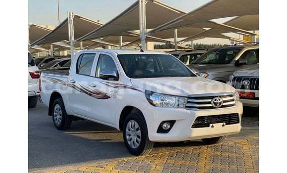 Buy Import Toyota Hilux White Car in Import - Dubai in Ashanti Buy Import Toyota Hilux White Car in Import - Dubai in Ashanti