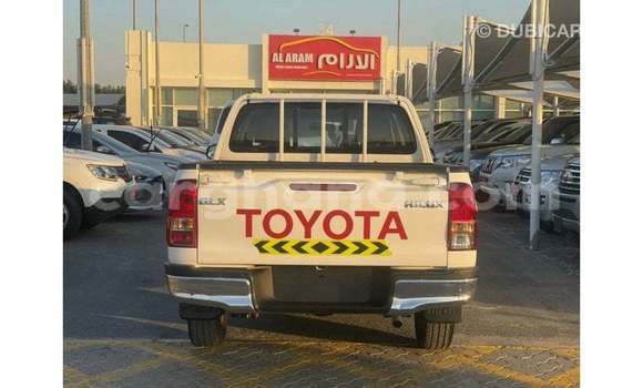 Buy Import Toyota Hilux White Car in Import - Dubai in Ashanti Buy Import Toyota Hilux White Car in Import - Dubai in Ashanti