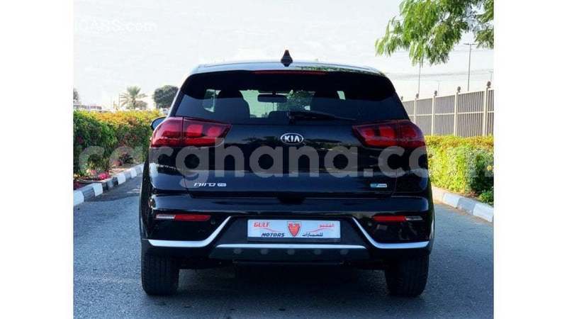 Big with watermark kia carens ashanti import dubai 53307