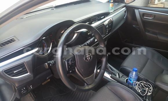 Buy Used Toyota Corolla White Car in Akim Swedru in Eastern Buy Used Toyota Corolla White Car in Akim Swedru in Eastern