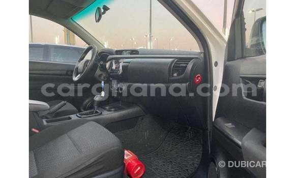 Ra Imported Toyota Hilux funfun Ọkọ̀ in Import - Dubai ni Ashanti Ra Imported Toyota Hilux funfun Ọkọ̀ in Import - Dubai ni Ashanti