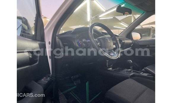 Ra Imported Toyota Hilux funfun Ọkọ̀ in Import - Dubai ni Ashanti Ra Imported Toyota Hilux funfun Ọkọ̀ in Import - Dubai ni Ashanti