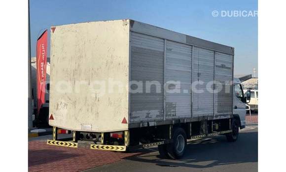 Sayi Imported Mitsubishi Carisma White Mota in Import - Dubai a Ashanti Sayi Imported Mitsubishi Carisma White Mota in Import - Dubai a Ashanti