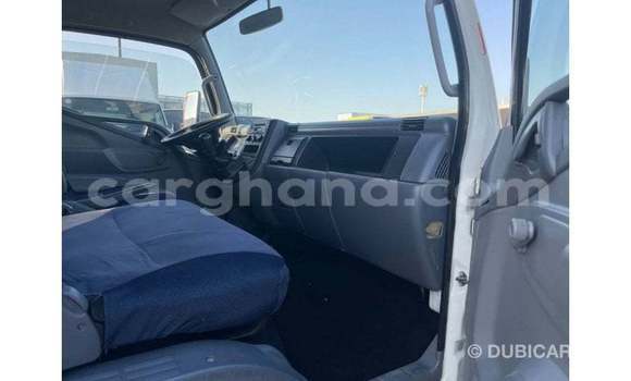 Sayi Imported Mitsubishi Carisma White Mota in Import - Dubai a Ashanti Sayi Imported Mitsubishi Carisma White Mota in Import - Dubai a Ashanti