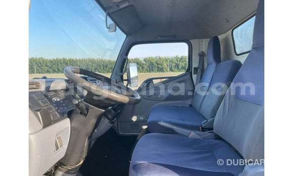 Sayi Imported Mitsubishi Carisma White Mota in Import - Dubai a Ashanti Sayi Imported Mitsubishi Carisma White Mota in Import - Dubai a Ashanti