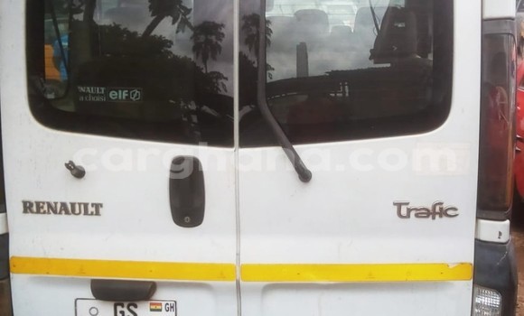 Buy Used Renault 15 White Car in Accra in Greater Accra Buy Used Renault 15 White Car in Accra in Greater Accra