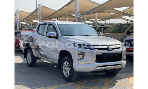 Ra Imported Mitsubishi L200 funfun Ọkọ̀ in Import - Dubai ni Ashanti Ra Imported Mitsubishi L200 funfun Ọkọ̀ in Import - Dubai ni Ashanti