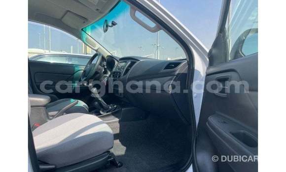 Ra Imported Mitsubishi L200 funfun Ọkọ̀ in Import - Dubai ni Ashanti Ra Imported Mitsubishi L200 funfun Ọkọ̀ in Import - Dubai ni Ashanti