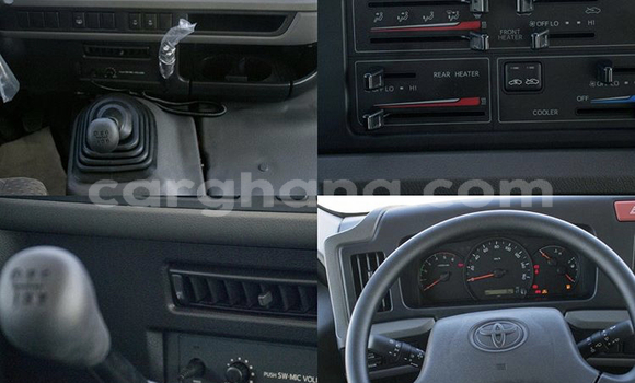 Buy New Toyota Coaster White Car in Import - Dubai in Ashanti Buy New Toyota Coaster White Car in Import - Dubai in Ashanti