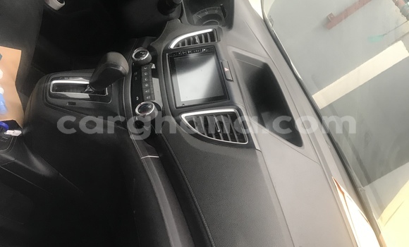 Buy Used Honda CR–V Silver Car in Accra in Greater Accra Buy Used Honda CR–V Silver Car in Accra in Greater Accra