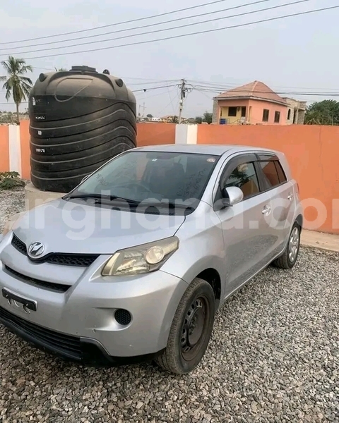 Big with watermark toyota ist greater accra accra 53337