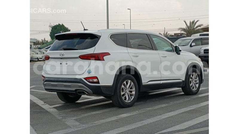 Big with watermark hyundai santa fe ashanti import dubai 53347