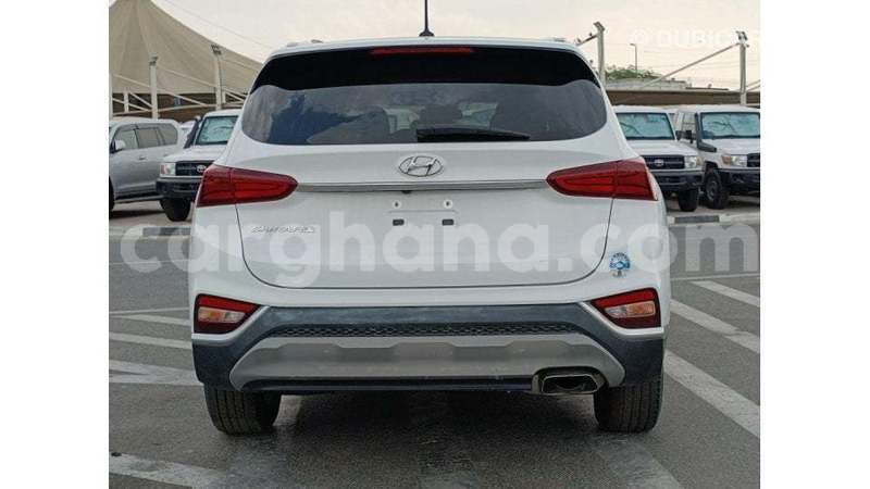 Big with watermark hyundai santa fe ashanti import dubai 53347