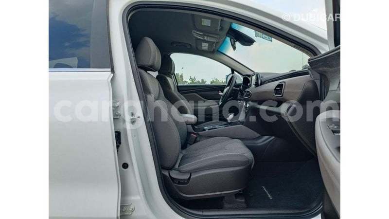 Big with watermark hyundai santa fe ashanti import dubai 53347