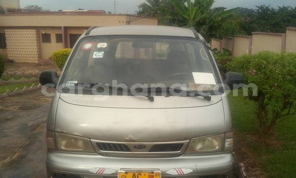 Buy Used Kia Pregio Green Car in Kumasi in Ashanti Buy Used Kia Pregio Green Car in Kumasi in Ashanti