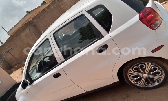 Buy Used Chevrolet Aveo White Car in Accra in Greater Accra Buy Used Chevrolet Aveo White Car in Accra in Greater Accra