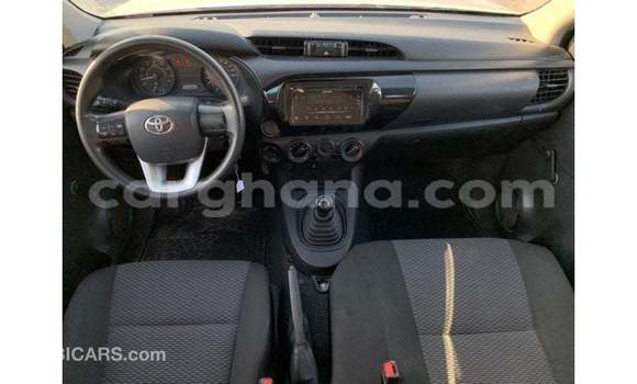 Ra Imported Toyota Hilux funfun Ọkọ̀ in Import - Dubai ni Ashanti Ra Imported Toyota Hilux funfun Ọkọ̀ in Import - Dubai ni Ashanti