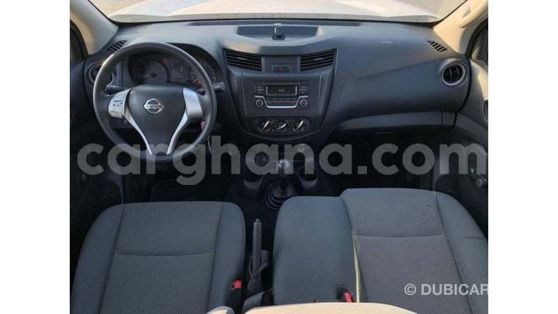 Big with watermark nissan navara ashanti import dubai 53350