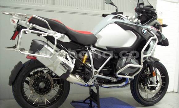 Buy New BMW R1200GS Adventure Red Bike in Accra in Greater Accra Buy New BMW R1200GS Adventure Red Bike in Accra in Greater Accra