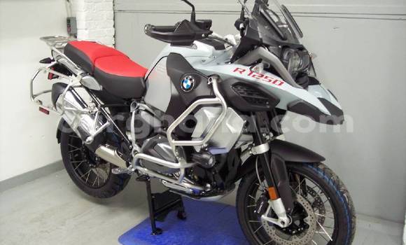Buy New BMW R1200GS Adventure Red Bike in Accra in Greater Accra Buy New BMW R1200GS Adventure Red Bike in Accra in Greater Accra