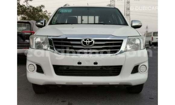 Buy Import Toyota Hilux White Car in Import - Dubai in Ashanti Buy Import Toyota Hilux White Car in Import - Dubai in Ashanti