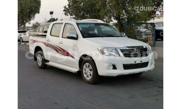 Buy Import Toyota Hilux White Car in Import - Dubai in Ashanti Buy Import Toyota Hilux White Car in Import - Dubai in Ashanti
