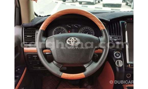 Ra Imported Toyota Land Cruiser funfun Ọkọ̀ in Import - Dubai ni Ashanti Ra Imported Toyota Land Cruiser funfun Ọkọ̀ in Import - Dubai ni Ashanti