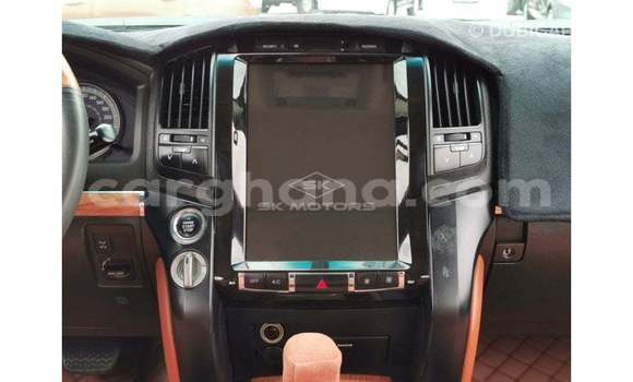 Ra Imported Toyota Land Cruiser funfun Ọkọ̀ in Import - Dubai ni Ashanti Ra Imported Toyota Land Cruiser funfun Ọkọ̀ in Import - Dubai ni Ashanti
