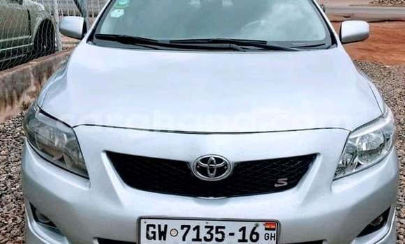 Ra Àlòkù Toyota Corolla Silver Ọkọ̀ in Wenchi ni Brong-Ahafo