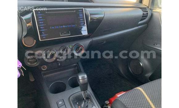 Sayi Imported Toyota Hilux White Mota in Import - Dubai a Ashanti Sayi Imported Toyota Hilux White Mota in Import - Dubai a Ashanti