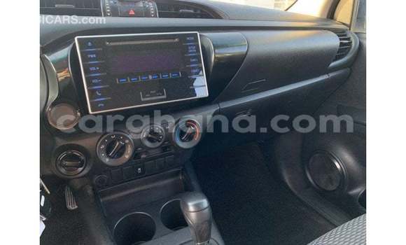 Ra Imported Toyota Hilux funfun Ọkọ̀ in Import - Dubai ni Ashanti Ra Imported Toyota Hilux funfun Ọkọ̀ in Import - Dubai ni Ashanti