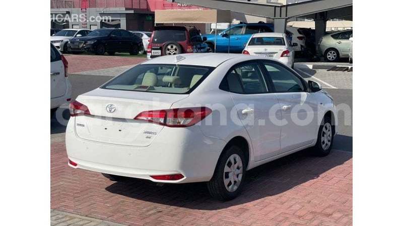 Big with watermark toyota yaris ashanti import dubai 53361