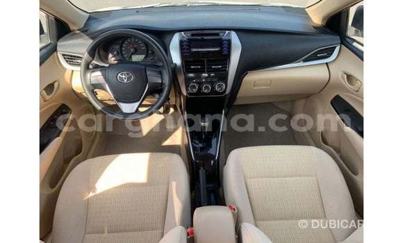 Ra Imported Toyota Yaris funfun Ọkọ̀ in Import - Dubai ni Ashanti Ra Imported Toyota Yaris funfun Ọkọ̀ in Import - Dubai ni Ashanti