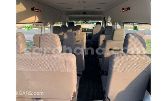 Ra Imported Nissan Urvan funfun Ọkọ̀ in Import - Dubai ni Ashanti Ra Imported Nissan Urvan funfun Ọkọ̀ in Import - Dubai ni Ashanti