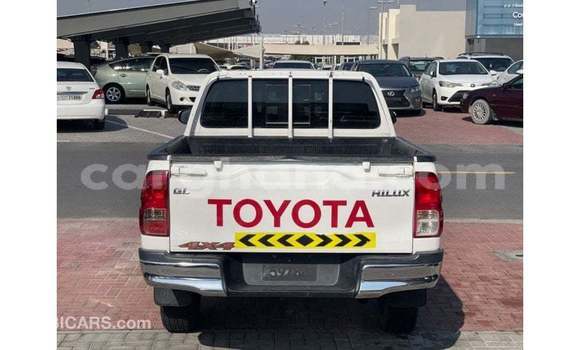 Buy Import Toyota Hilux White Car in Import - Dubai in Ashanti Buy Import Toyota Hilux White Car in Import - Dubai in Ashanti