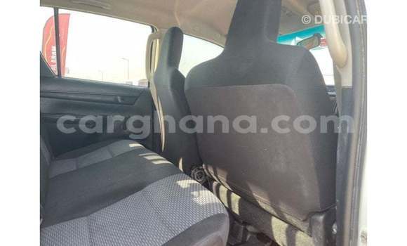 Buy Import Toyota Hilux White Car in Import - Dubai in Ashanti Buy Import Toyota Hilux White Car in Import - Dubai in Ashanti