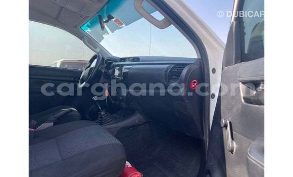 Buy Import Toyota Hilux White Car in Import - Dubai in Ashanti Buy Import Toyota Hilux White Car in Import - Dubai in Ashanti