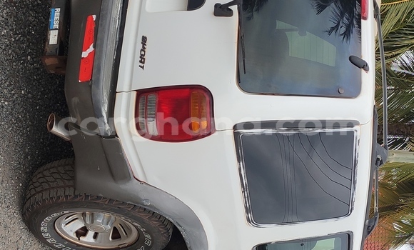 Buy Used Ford Explorer White Car in Adenta in Greater Accra Buy Used Ford Explorer White Car in Adenta in Greater Accra