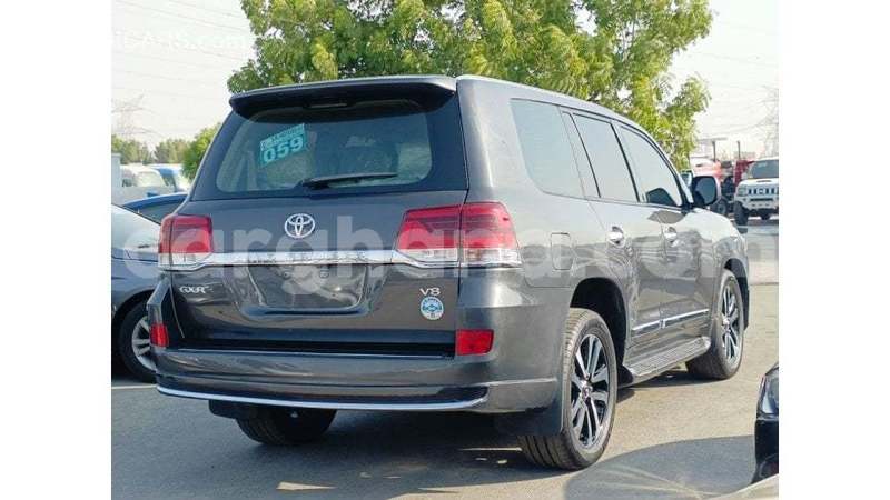 Big with watermark toyota land cruiser ashanti import dubai 53371