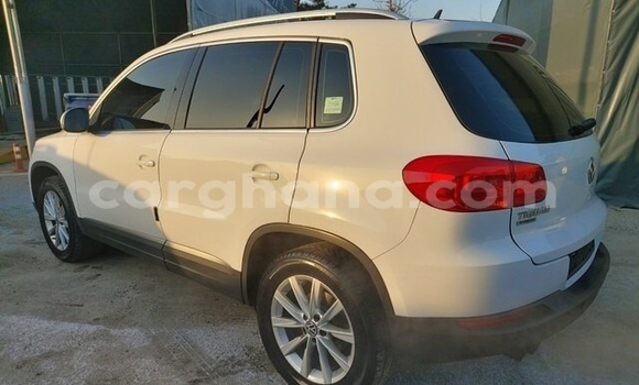 Sayi Na hannu Volkswagen Tiguan White Mota in Tema a Greater Accra Sayi Na hannu Volkswagen Tiguan White Mota in Tema a Greater Accra