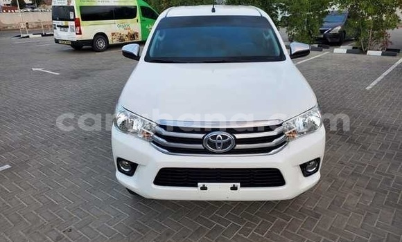 Buy Used Toyota Hilux White Car in Tema in Greater Accra