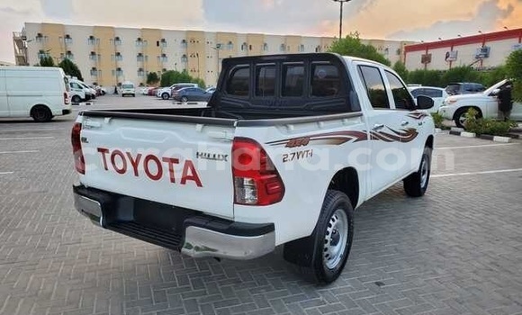 Buy Used Toyota Hilux White Car in Tema in Greater Accra Buy Used Toyota Hilux White Car in Tema in Greater Accra